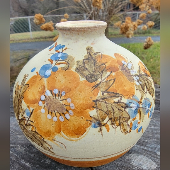 handcrafted Other - Handcrafted floral pottery vase.